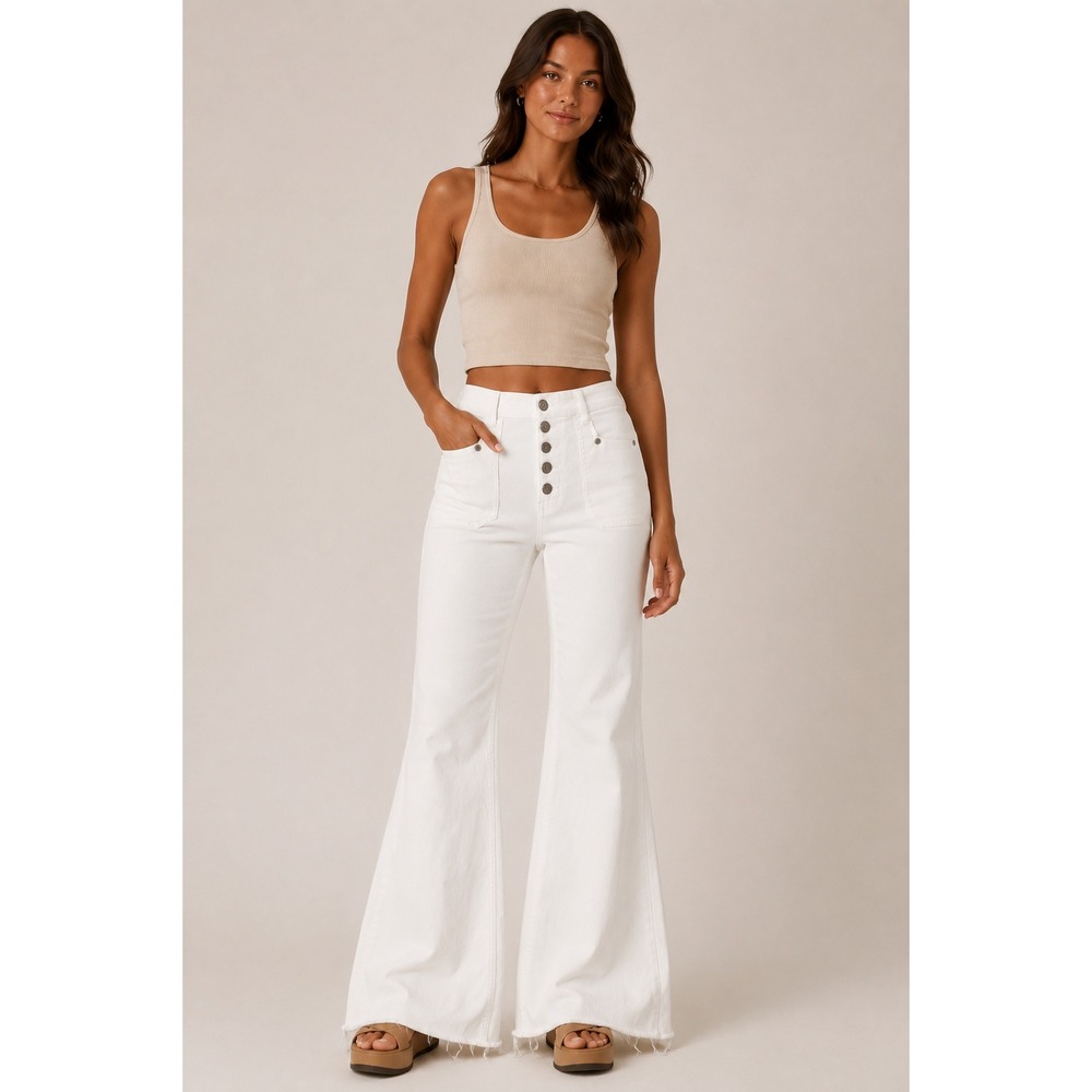 American Eagle Super Stretch Flare Jeans White High Rise Raw Hem‎ Size 16 Long